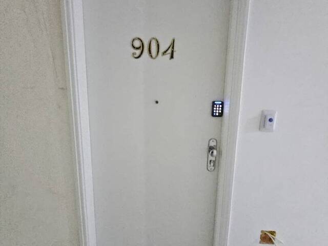 #746 - Apartamento para Venda em Santos - SP