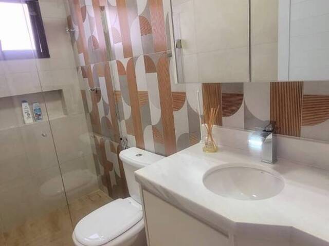 #762 - Casa em condomínio para Venda em  - 